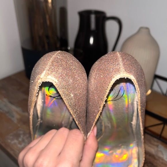 Sparkly high heels - Picture 5 of 5